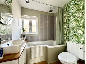 Family Bathroom- click for photo gallery